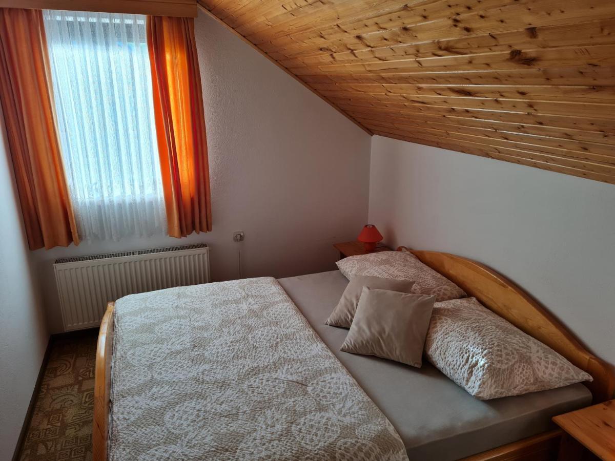 Apartment Charlie Selište Drežničko Buitenkant foto